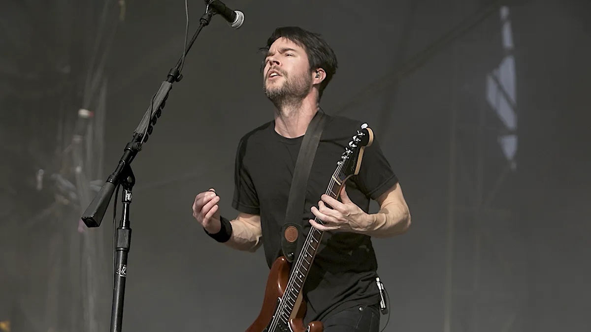 "Rabbit Hole de Chevelle (Cowards, Pt. 1)"