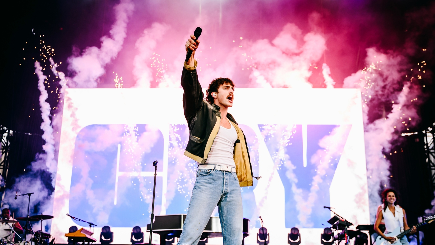 Benson Boone et Karol G ne peuvent pas déplacer Morgan Wallen sur les graphiques: NPR