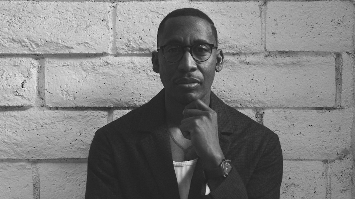 Raphael Saadiq annonce une tournée d'automne 2025 avec un spectacle One-Man