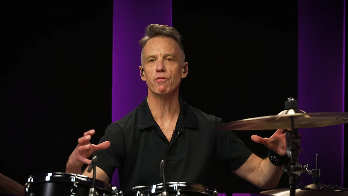 Matt Cameron décompose le tambour sur "Rusty Cage" de Soundgarden "