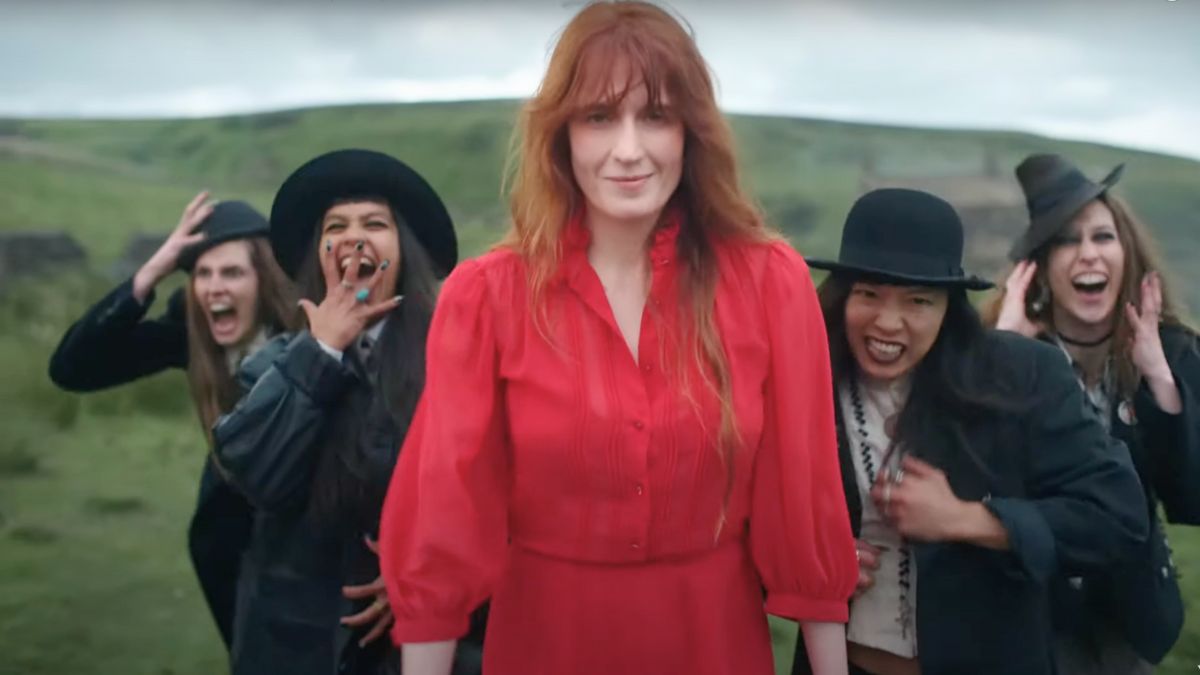 Florence + The Machine révèle une nouvelle chanson "Everybody Scream"