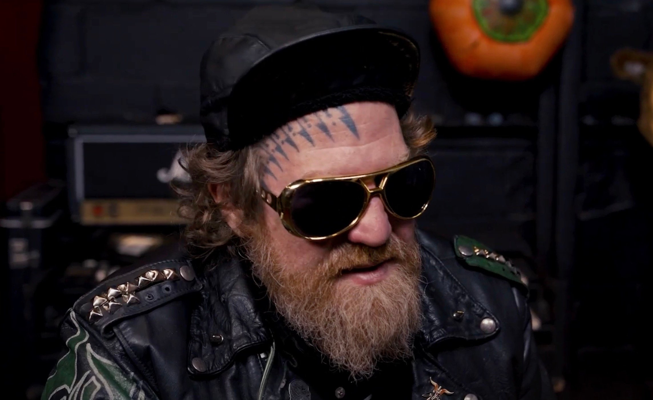 A photo of Brent Hinds.