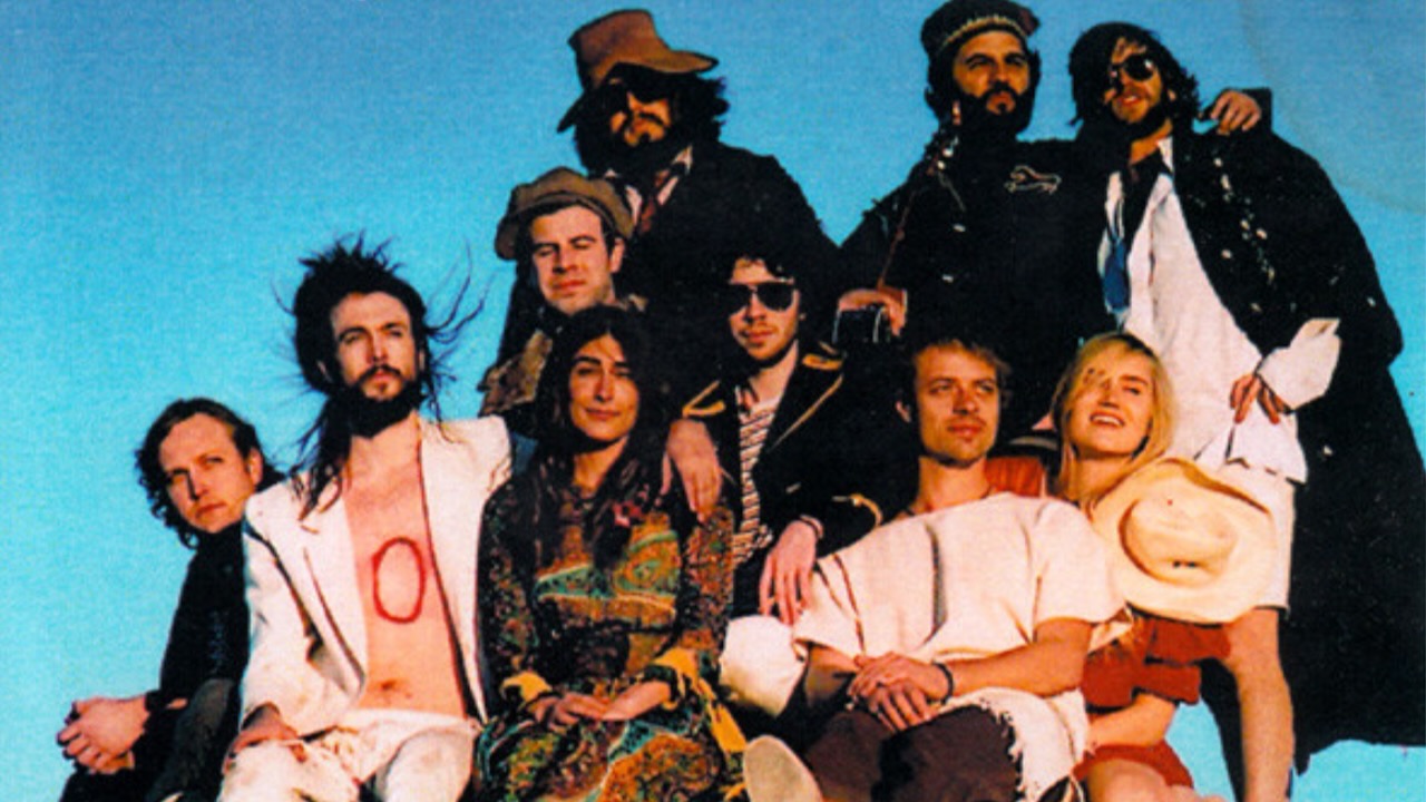 Edward Sharpe et le chanteur de zéros magnétique jure que «Home» n'est pas la «pire chanson jamais écrite»