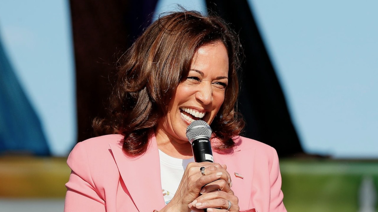 Kamala Harris annonce une tournée de livres: Comment obtenir des billets