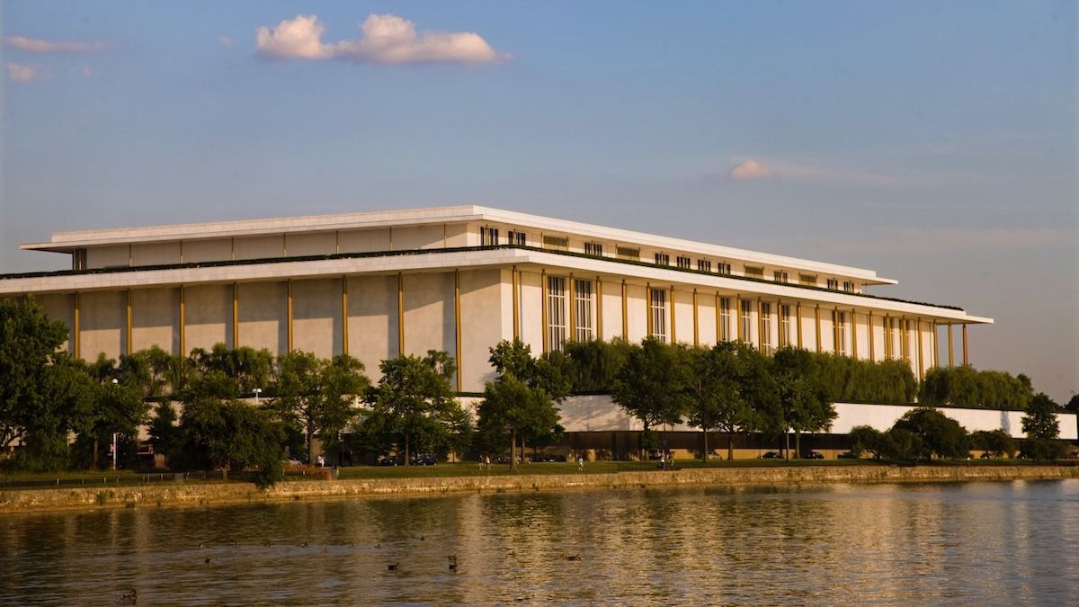 Les ventes de billets de Kennedy Center chutent alors que "Maga Ancien Dancer" reprend le programme de danse