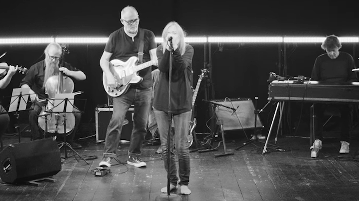 Portishead se réunisse pour jouer des "routes" pour le concert de prestations de Palestine