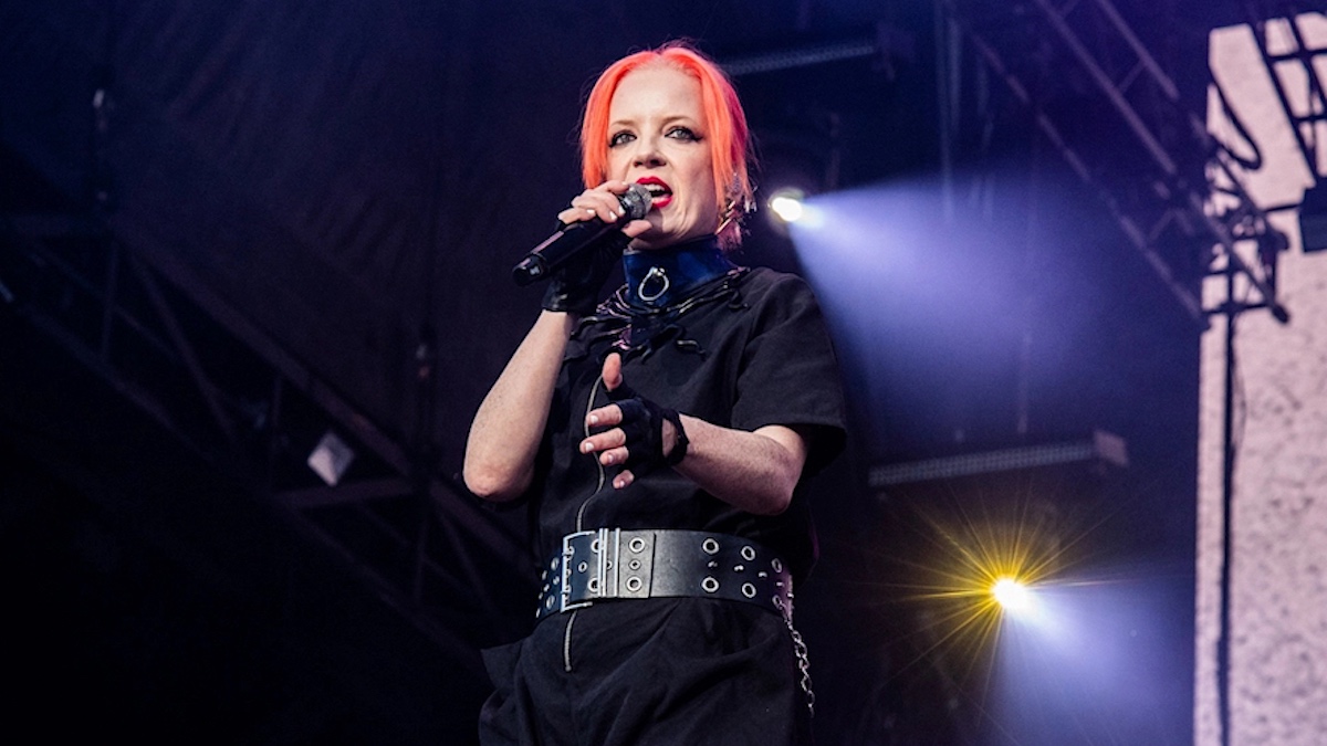 Garbage est en tournée en Amérique du Nord pour la dernière fois grâce à l'industrie du disque "Thievery"