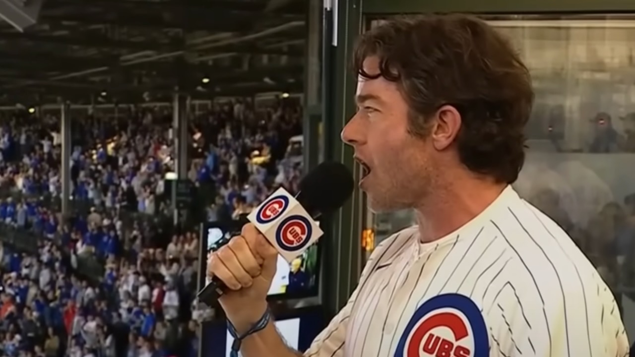 John Mulaney deviendra le premier comédien à la tête de Wrigley Field