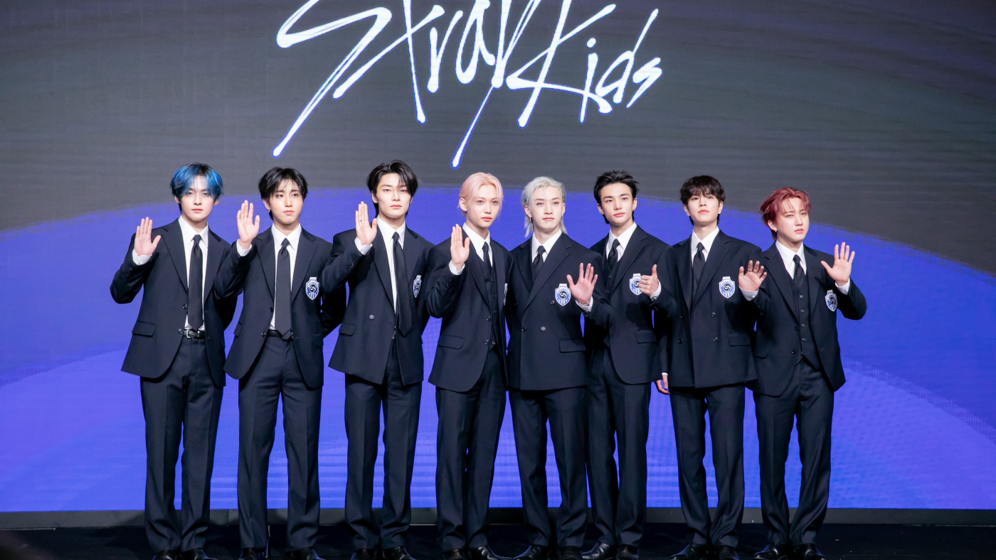 Le groupe K-pop Stray Kids gouverne les graphiques cette semaine: NPR