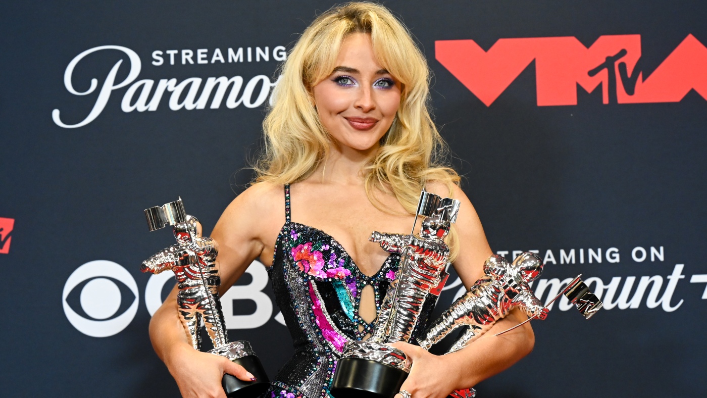 Sabrina Carpenter plante les graphiques au n ° 1, à nouveau: NPR