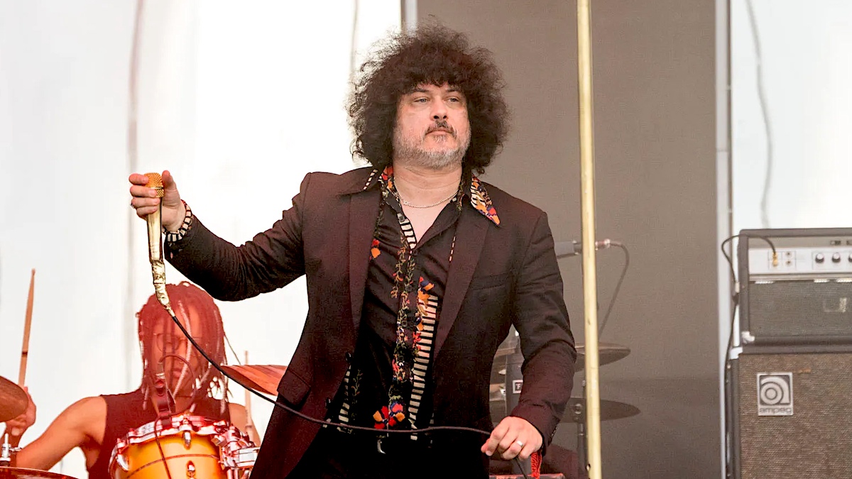 Cedric Bixler-Zavala de Mars Volta dénonce "Unc Rock" sur Alien: Earth