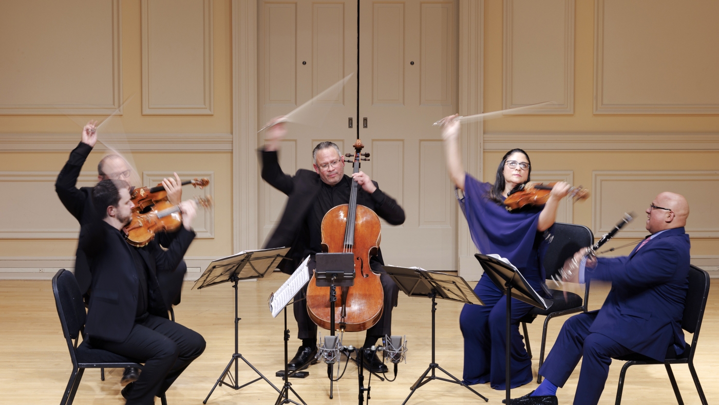 L'un des secrets les mieux gardés de la musique fête ses 100 ans, tranquillement : NPR