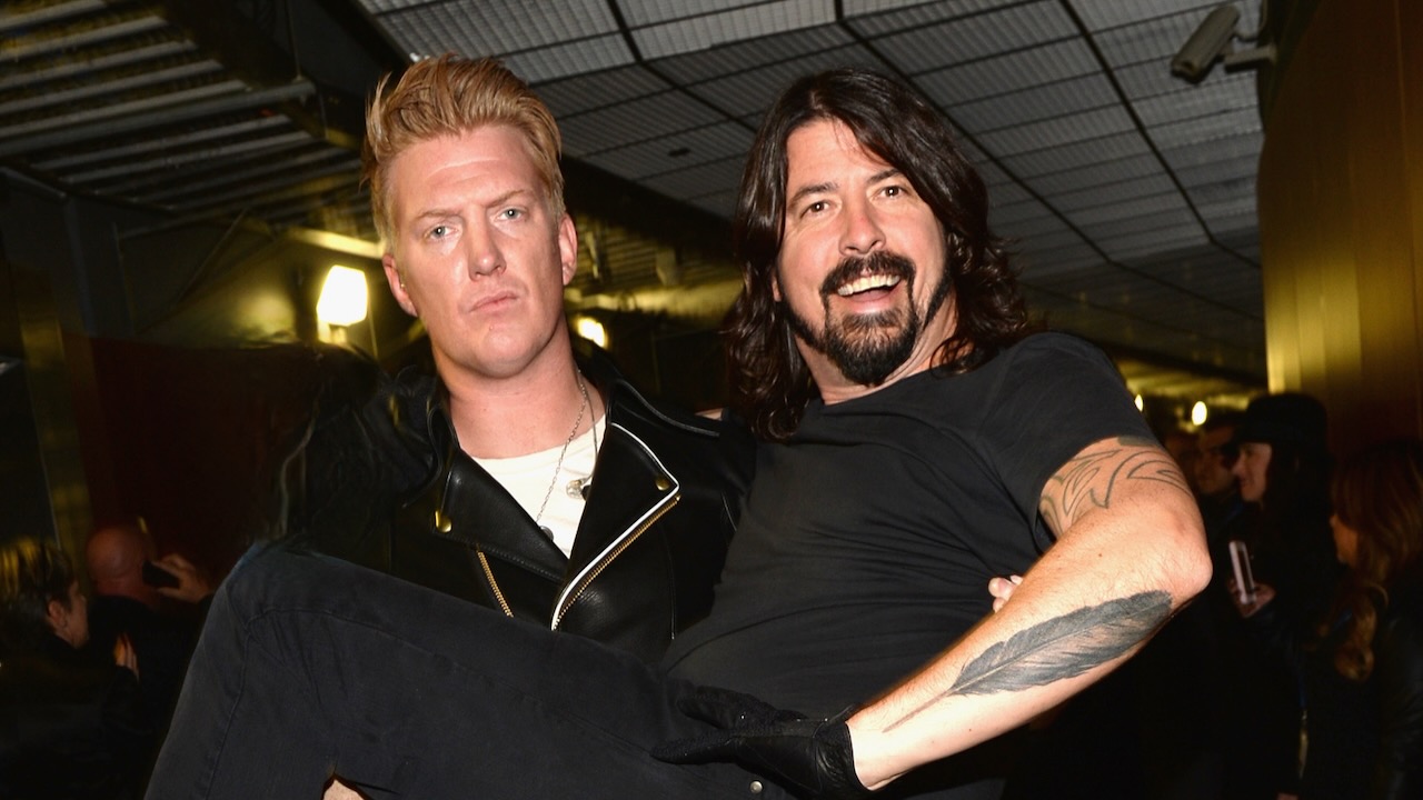 Les Foo Fighters annoncent les dates de la tournée des stades 2026 et partagent « Demander un ami » : flux