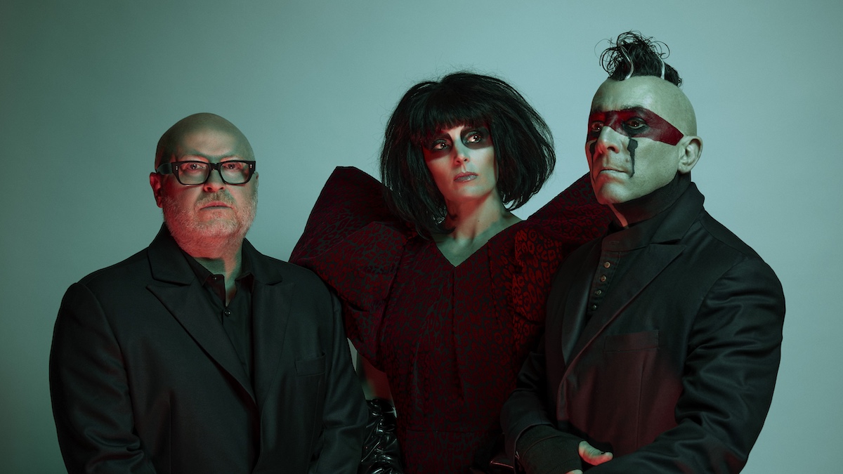 Puscifer annonce un nouvel album et une tournée 2026 et dévoile le single « Self Evident »