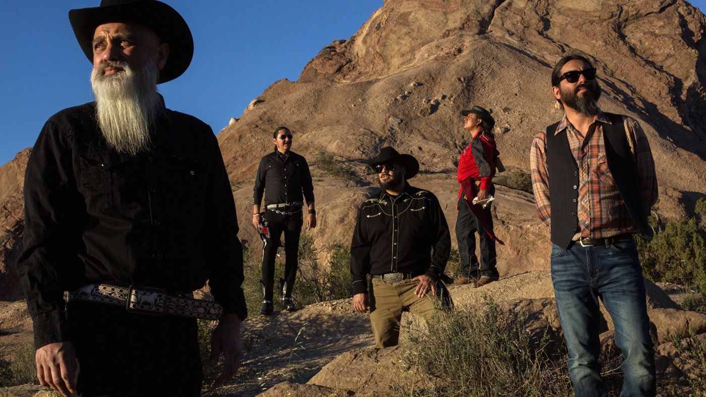 Spaghetti Cumbia, une bande nacida de la fusion culturelle : The Picture Show : NPR