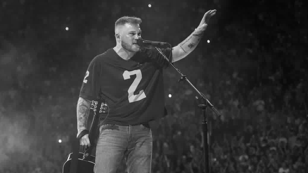 Zach Bryan dit que la nouvelle chanson "Bad News" a été "mal interprétée"