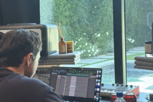 JORDAN FISH de BRING ME THE HORIZON a été recruté par BEARTOOTH pour ce qui semble être une musique à venir