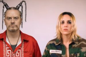 Jehnny Beth et Mike Patton s'associent sur la nouvelle chanson « Look at Me »
