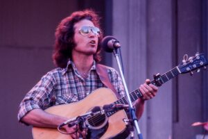 Country Joe McDonald, chanteur de contre-culture des années 60, décédé à 84 ans