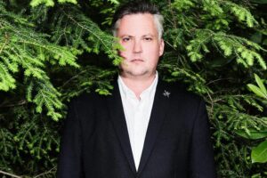 Modest Mouse révèle une nouvelle chanson « Look How Far… » et ajoute des dates de tournée en 2026