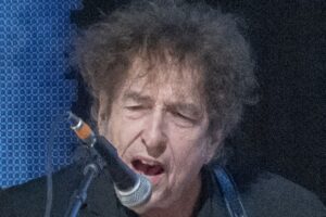 Revue de l'IA « Lectures from the Grave » de Bob Dylan : un avertissement accidentel
