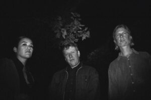 BIG|BRAVE annonce un nouvel album dans le chagrin ou dans l'espoir, partage la chanson