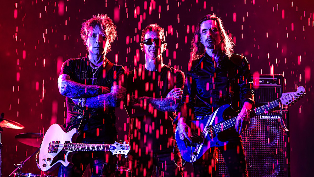 Billy Morrison fait équipe avec Sully Erna et Nuno Betterncourt sur une nouvelle chanson