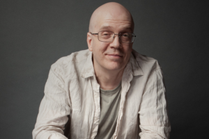 DEVIN TOWNSEND dévoile son nouvel album ambitieux, The Moth, qui sortira en mai