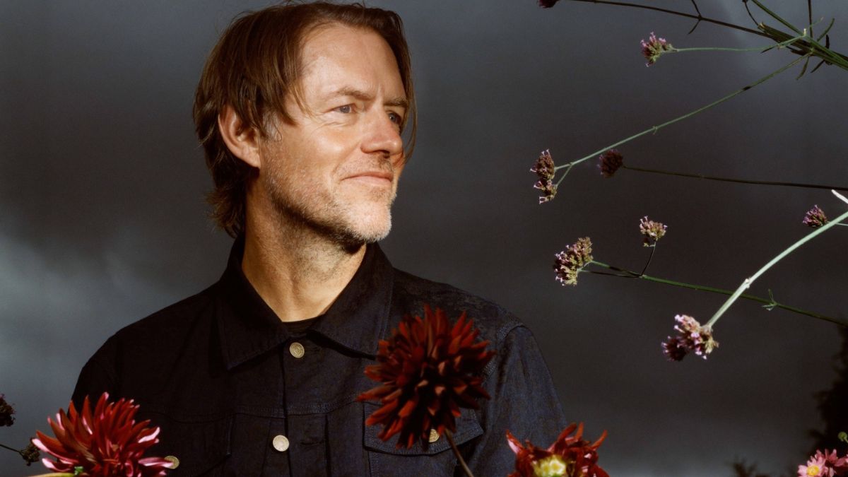 Ed O'Brien annonce le nouvel album Blue Morpho et révèle la chanson titre : Stream