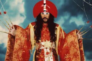 Empire of the Sun annonce sa tournée 2026 « Ask That God: Afterlife »