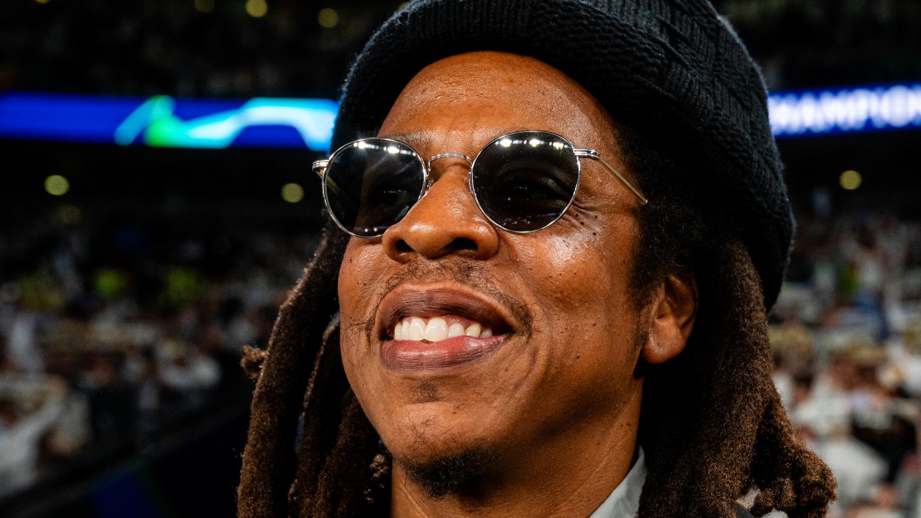 JAY-Z explique pourquoi tous les milliardaires ne sont pas mauvais