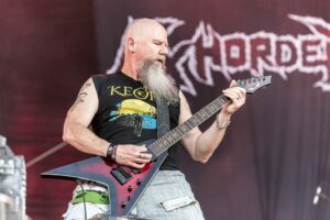 KYLE THOMAS parle du départ de SASHA HORN d'EXHORDER et du recrutement de COREY PIERCE de GOD FORBID