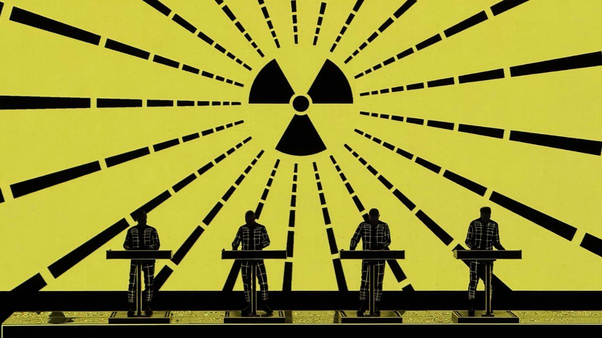 Kraftwerk annonce une réédition de Radio-Activity pour son 50e anniversaire