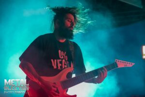 Le guitariste de DEFTONES, STEPHEN CARPENTER, parle de ses luttes contre le diabète de type 2 lors de son dernier album