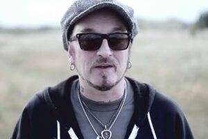 Le leader de THE WILDHEARTS, GINGER WILDHEART, atteint d'un cancer rare