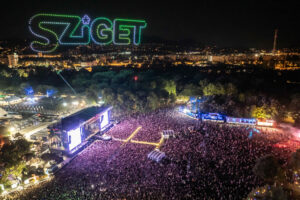 Les festivals multi-genres donnent une chance aux artistes plus lourds (comme BRING ME THE HORIZON) – Pourquoi ?