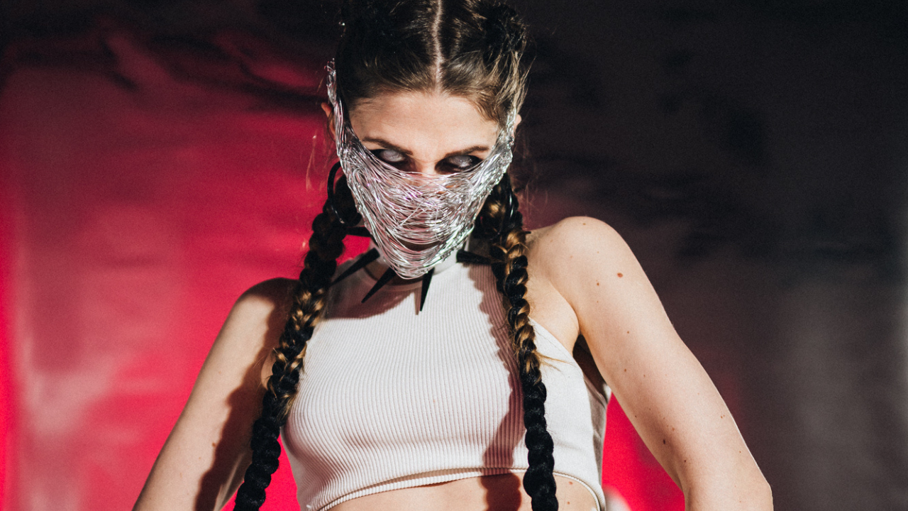 Metal Injection Headers (1)