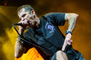 RANDY BLYTHE de LAMB OF GOD dit à ceux qui disent de garder la politique en dehors de la musique : « Allez vous faire foutre »