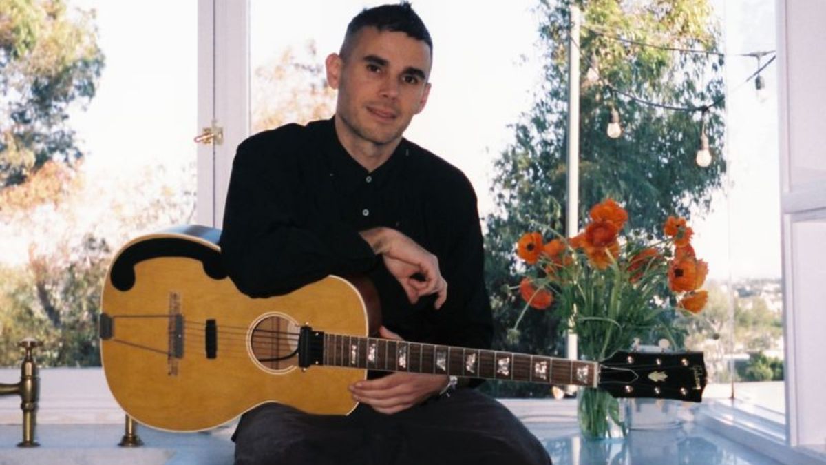 Rostam prépare un nouvel album American Stories et annonce une tournée en 2026