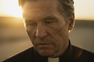 Val Kilmer, ressuscité par l'IA, joue dans Aussi profond que la tombe