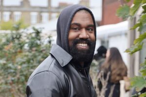 L’industrie donne une fois de plus un laissez-passer à Kanye West