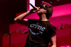 Les Strokes réalisent « le rêve de toute une vie d'ouvrir pour Justin Bieber » à Coachella