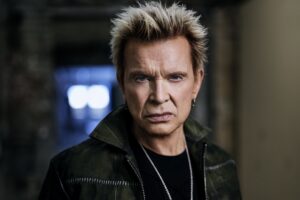 Billy Idol annonce une tournée américaine pour l’été 2026