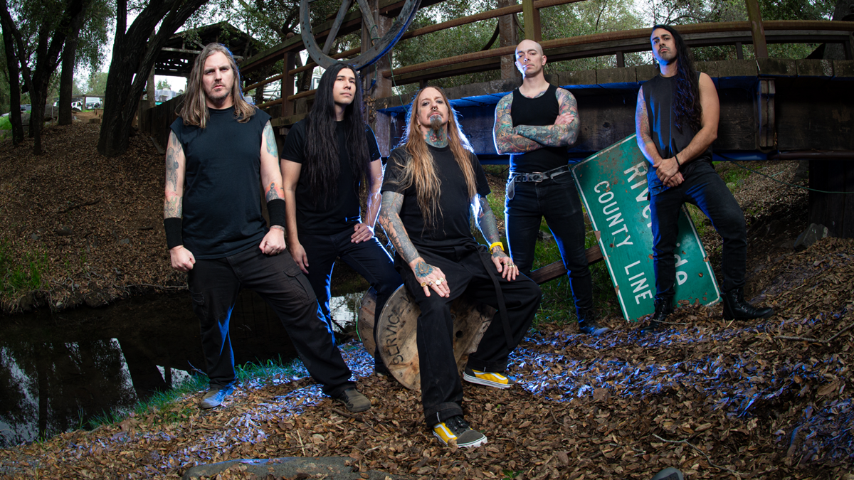 DevilDriver annonce un nouvel album et une tournée et lance "Dig Your Own Grave"