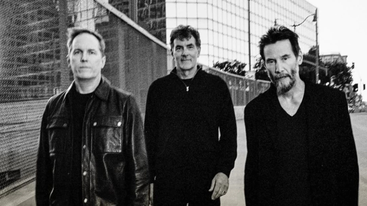 Dogstar partage le nouveau single « Moody, Creepy » « Joy » : regardez