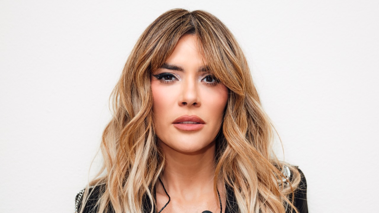 Kany García annonce les dates de la "Puerta Abierta Tour" aux États-Unis pour 2026