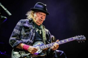 Neil Young et le nouvel album live de Chrome Hearts Ready
