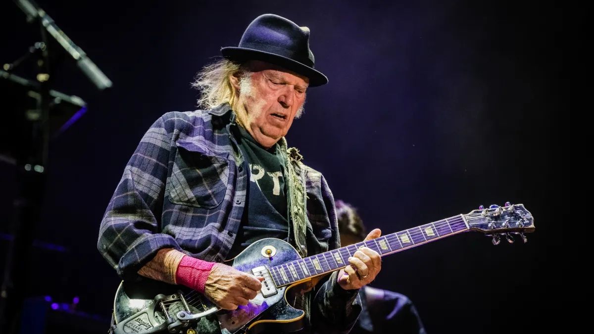 Neil Young et le nouvel album live de Chrome Hearts Ready