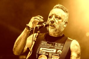 Peter Hook sera présent à Joy Division / New Order au Rock Hall : « On se verra là-bas »