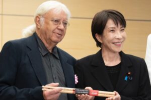 Sanae Takaichi, Premier ministre japonais